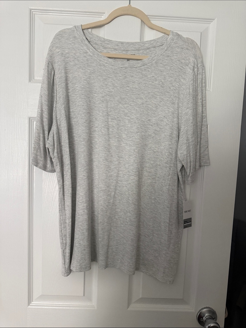 Nine West Light Heather Gray Short Sleeve Crewneck Top